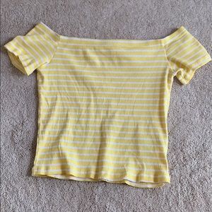 Off the shoulder crop